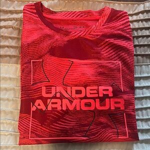 Under Armour Red Short Sleeve Tee with Geometric Design